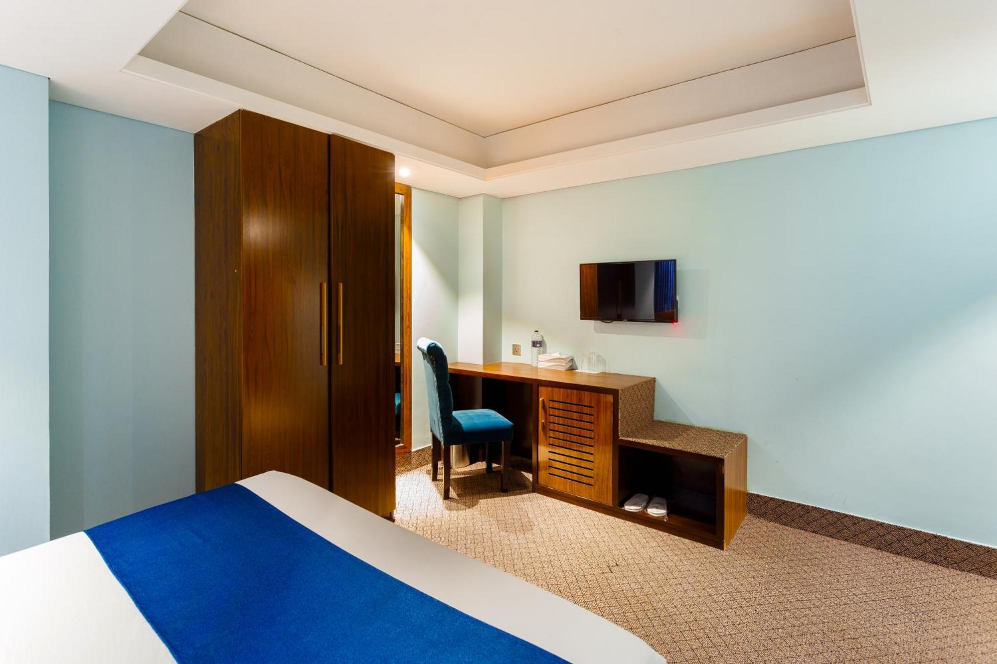 Hotel The Capital Ltd. 达卡 外观 照片